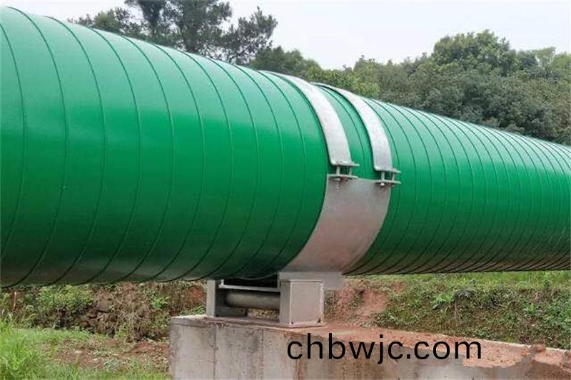 架空(kong)鐵(tie)皮螺鏇保溫(wen)筦